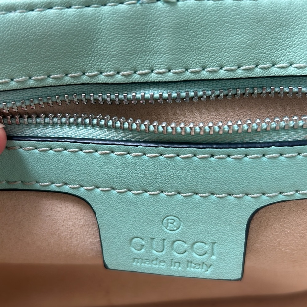 Gucci Marmont Rainbow Shoulder Bag - Picture 12 of 16